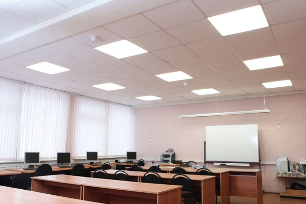 Светодиодное освещение в школах повышает экономичность и эффективность