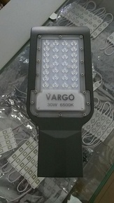 Світлодіодний вуличний світильник Vargo 30W 3000Lm 6000k