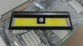 LED светильник Vargo на солнечной батарее с датчиком движения 8w