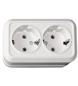 Зовнішня розетка подвійна із заземленням Luxel OPERA Біла